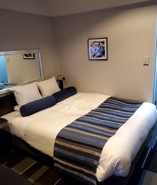 ホテルマイステイズプレミア堂島ベッド