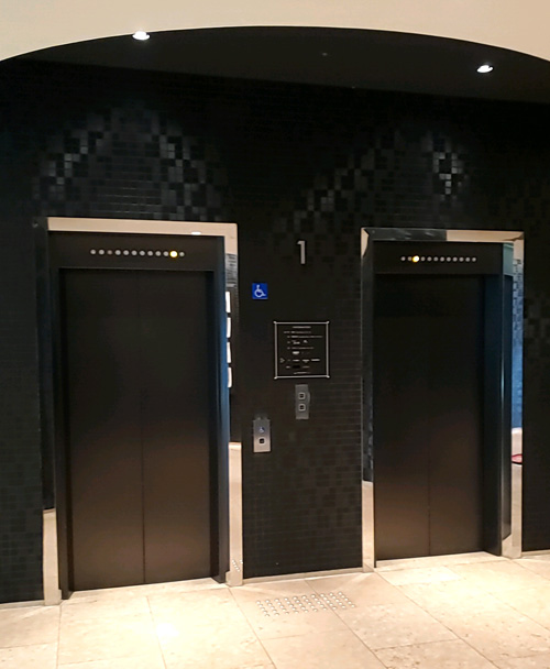 ホテルマイステイズプレミア堂島エレベーター