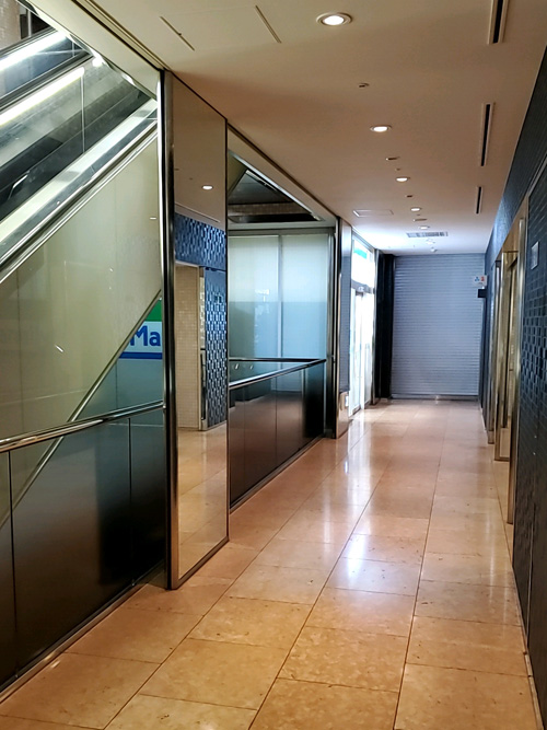 ホテルマイステイズプレミア堂島コンビニ