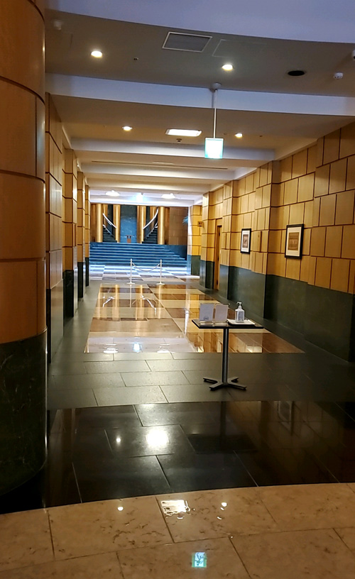 the_basics_FUKUOKA通路