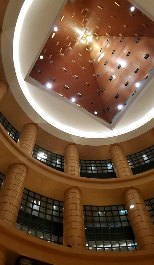 the_basics_FUKUOKA吹き抜け